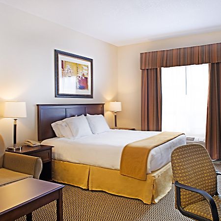 Holiday Inn Express Hotel & Suites - Slave Lake By Ihg Chambre photo